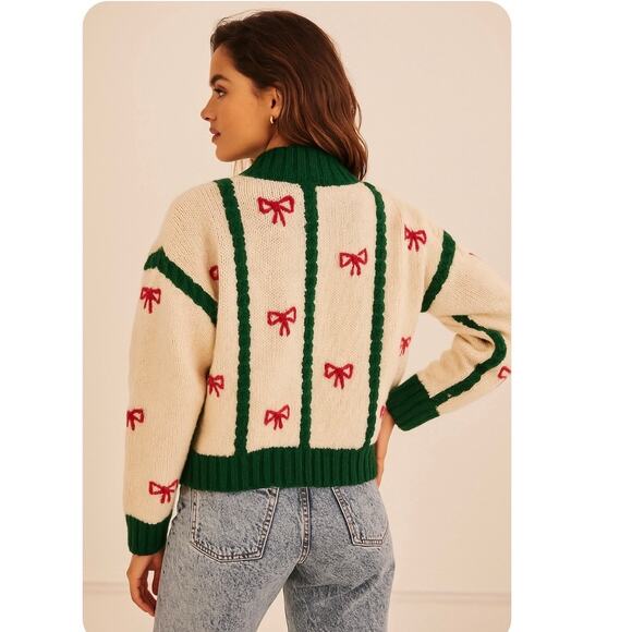 Brooks Brothers Rare Vintage Bow Hand Knit Christmas Sweater Pure Wool Small - Picture 4 of 15